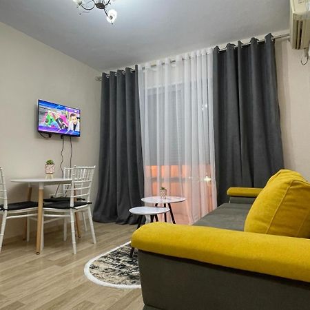 Comfort Apartment City Center Tirana Exterior foto